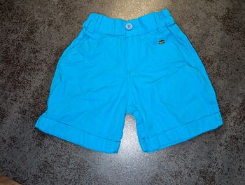 Short bébé fille 2/3 ans comme NEUF Mexx