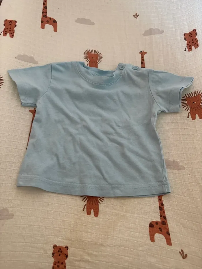 Lot tee shirt manche longue et manche courte 6 mois - photo numéro 6