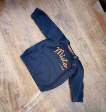 pull tape a l'œil Tao