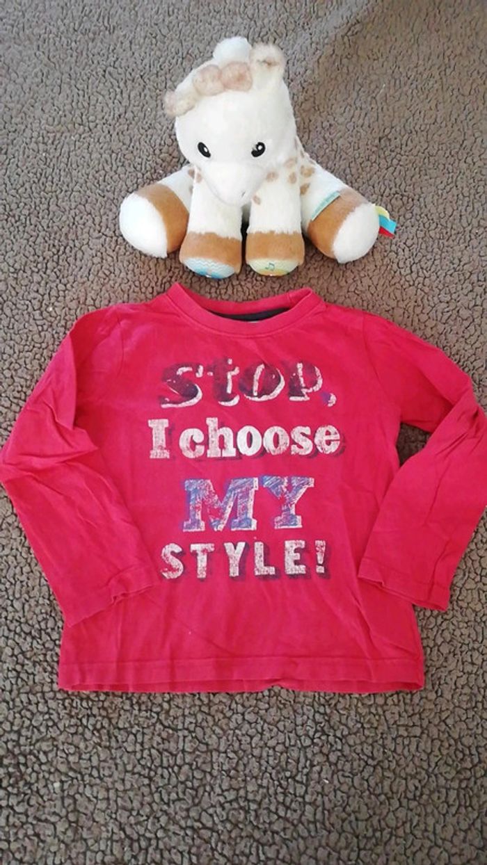 T shirt manches longues rouge 5 ans