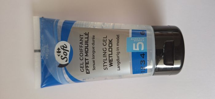 Gel coiffant soft effet mouillé
