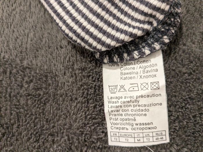 Débardeur côtelé rayé blanc et bleu style marin Camaïeu taille 2 / 36-38 / S en bon état - photo numéro 4