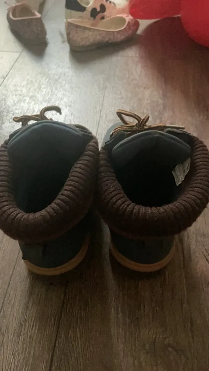 Chaussures garçon 32 - photo numéro 2