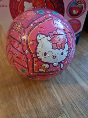 Puzzle ball hello kitty