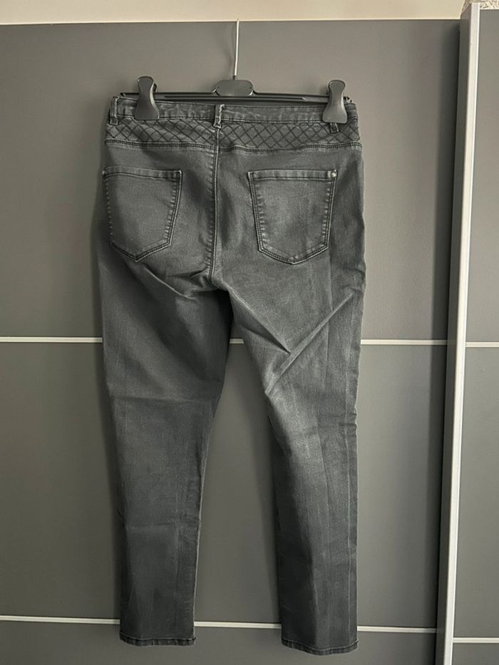 Pantalon - photo numéro 2