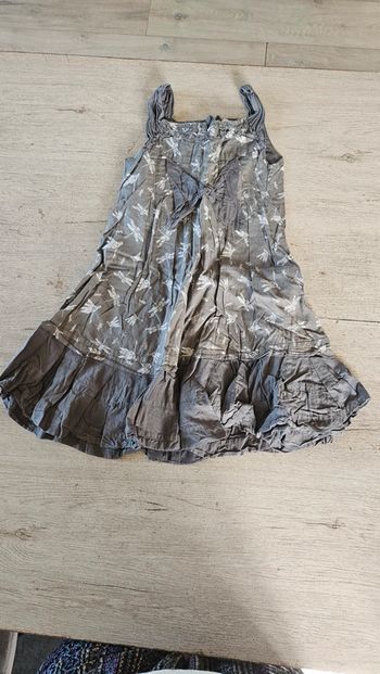 Jolie robe classique à betelles, grise avec dessins blancs, Palomino, 6 ans, nickel