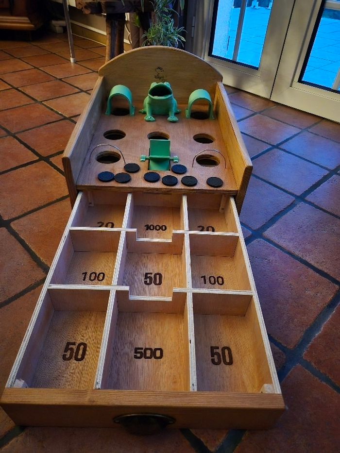 Jeu de la grenouille  ( version plastique  ) - photo numéro 3