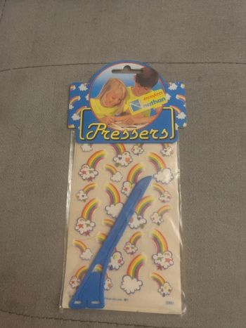 Transferts vintage Nathan Pressers arc en ciel