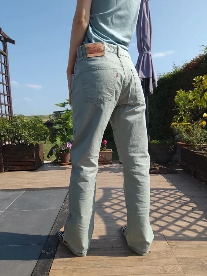 Jean vert grisé droit 551 - T42 (W33 L34) - Levi's - photo numéro 2