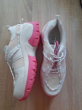 Baskets chunky blanc / fushia