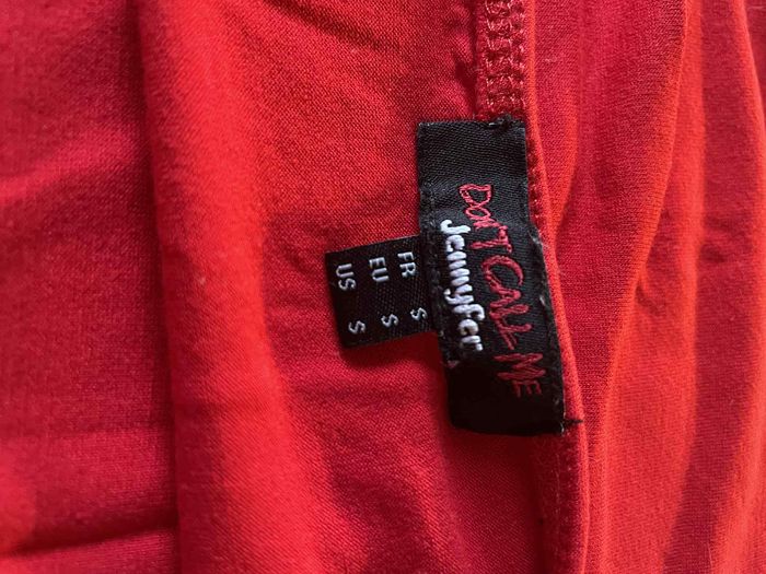 débardeur rouge - photo numéro 5