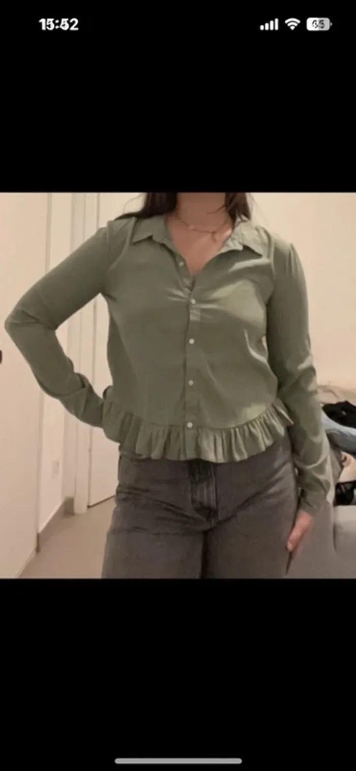 Chemise à froufrou verte clair Zara - photo numéro 3
