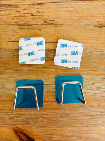 Lot de 2 crochets en acier