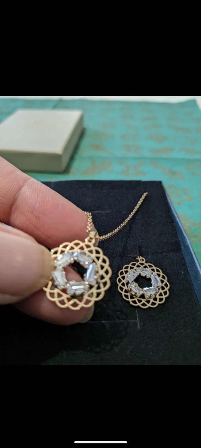 Magnifique parure Gioyes plaqué or 24 carats sertis de zirconiums. - photo numéro 7