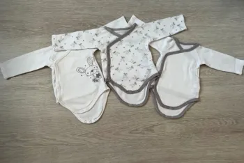 Lot des bodies 1-3 mois