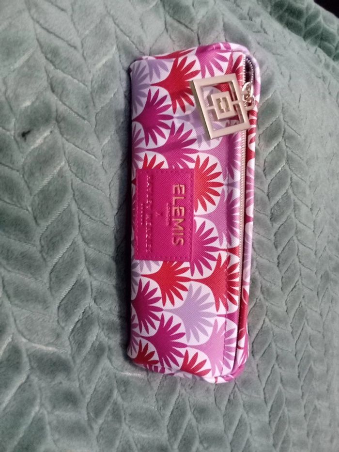 Elemis trousse - photo numéro 2