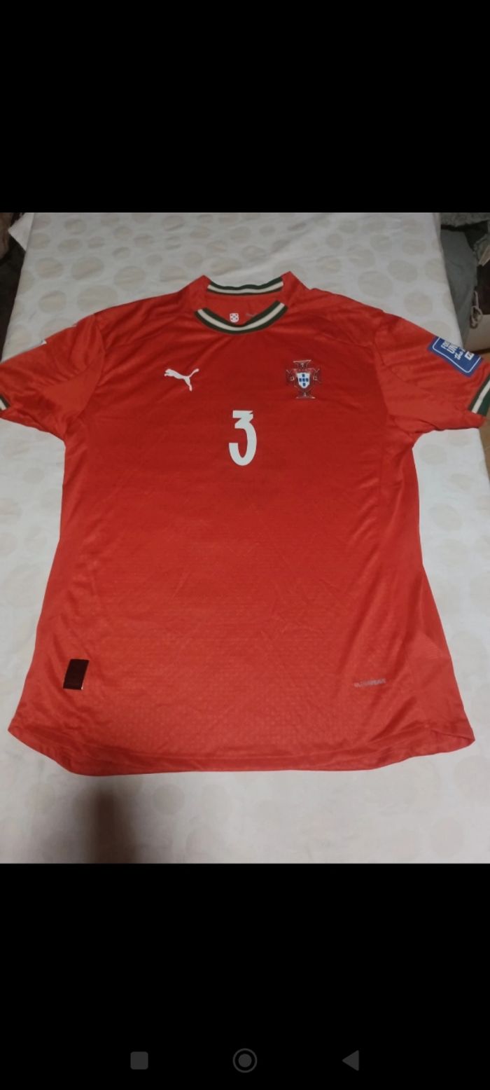 Tee shirt homme foot puma Portugal pepe taille 2XL domicile 2025
