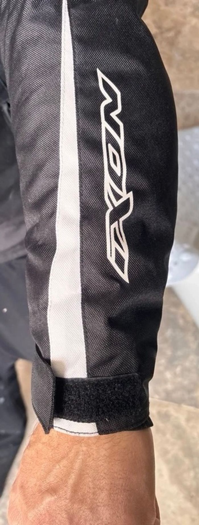 Blouson de moto neuf pour homme L - photo numéro 9