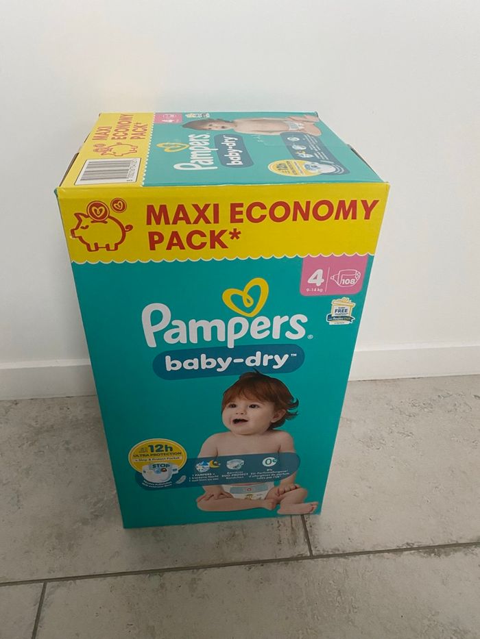 Couches Pampers taille 4 - photo numéro 2