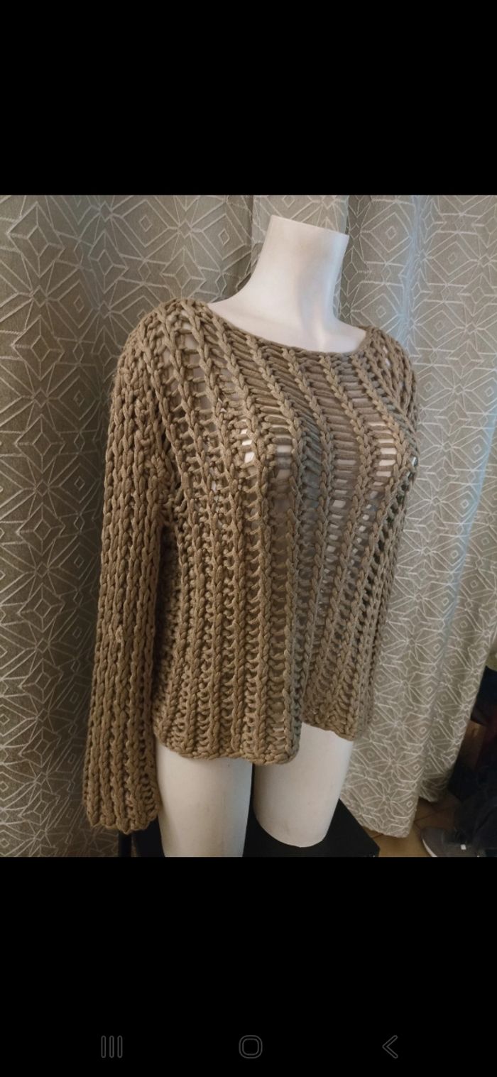 Beau pull en grosse laine ajourée - photo numéro 3