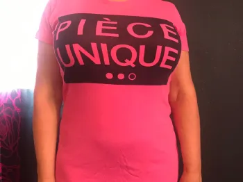 Tee shirt pièce unique rose taille 42