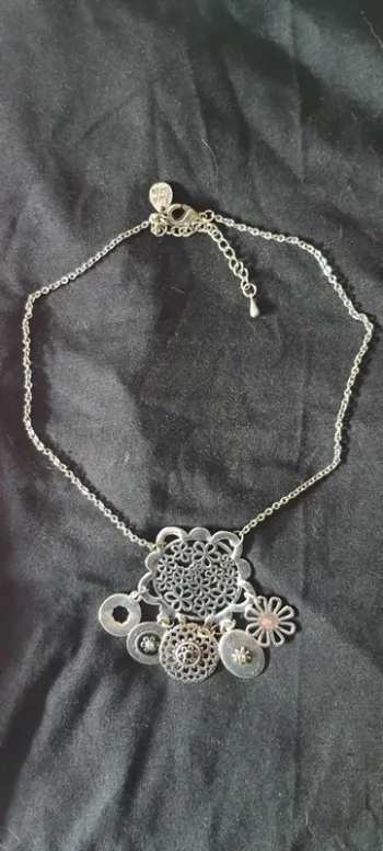 Collier ethnique