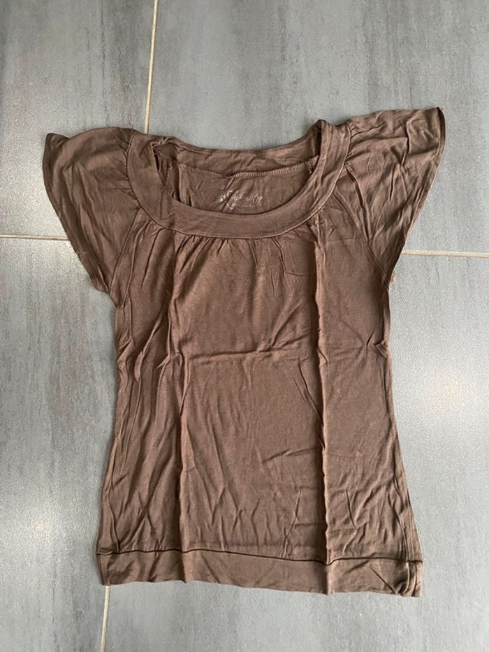 TEE shirt mim taille M