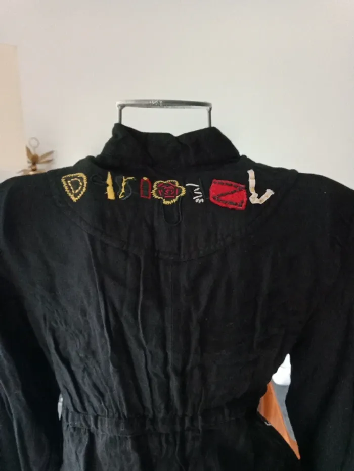 Robe noir et motifs dezigual - photo numéro 7