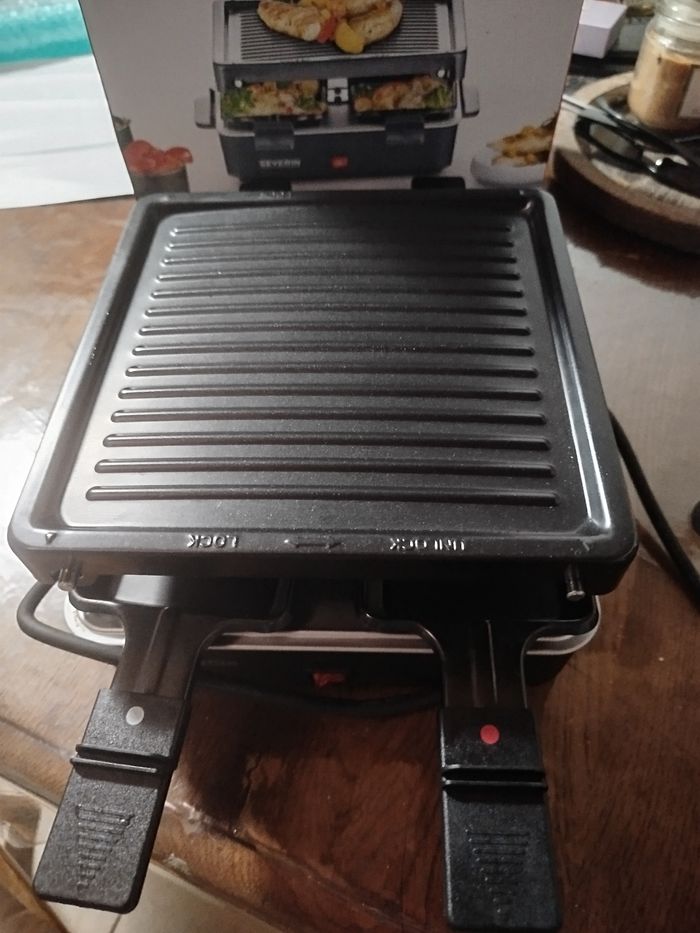Appareil a raclette neuf - photo numéro 2