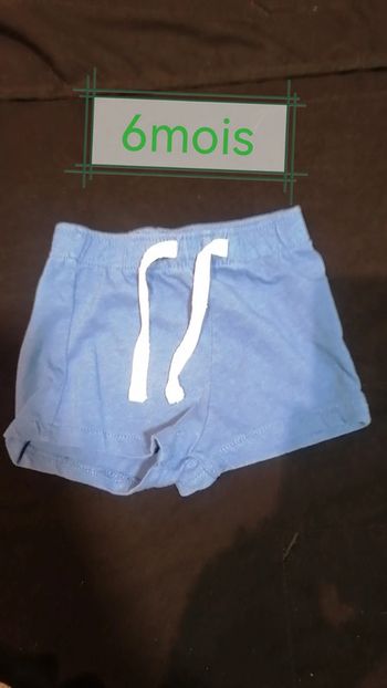 Short 6 mois