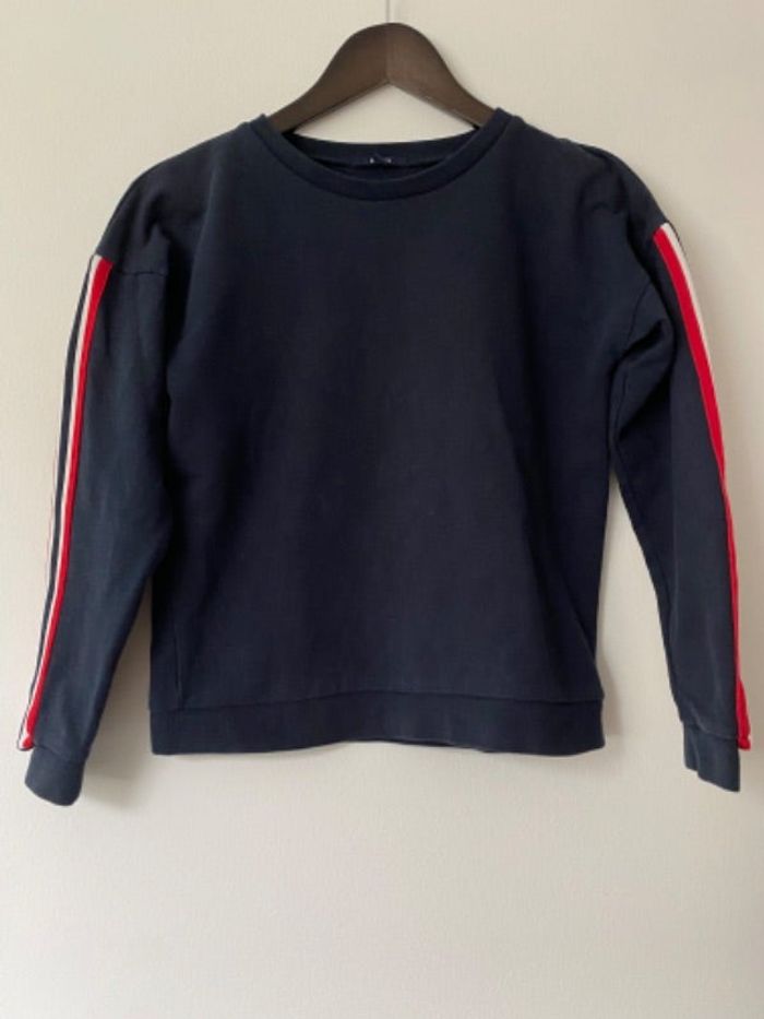 Sweat manches rayées