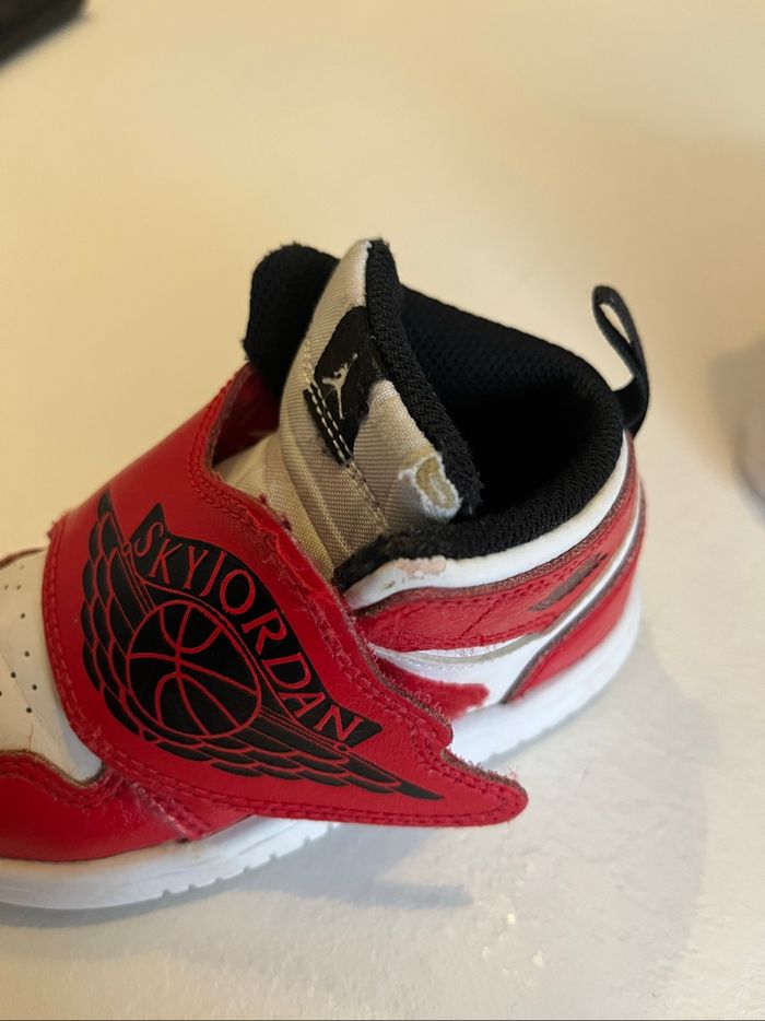 Basket Jordan 23,5 - photo numéro 6