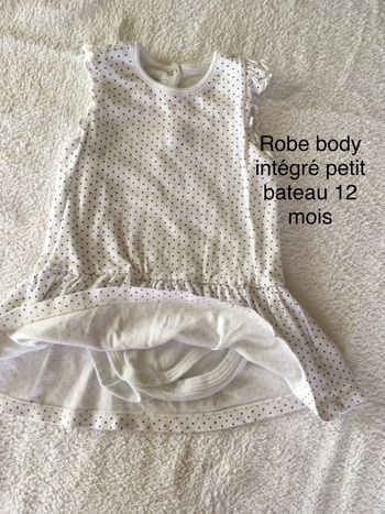 Robe body intégré 12 mois