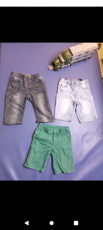 Lot de 3 bermudas garçon, mi saison, été , jean, vert, Kiabi, tao et orchestra 7 ans