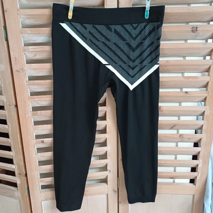 Pantacourt de sport noir femme taille 36/38