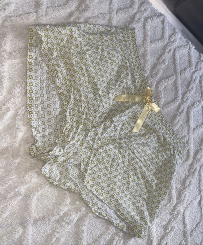 Short bas de pyjama