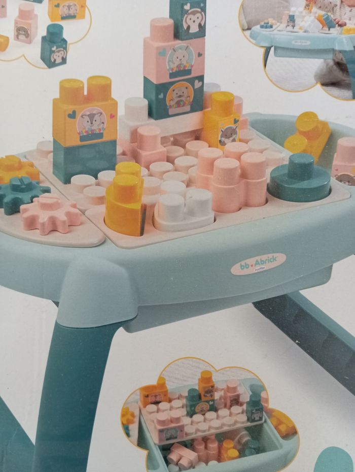 Première table de jeu bébé BB Abrick neuve, Ecoiffier - photo numéro 4