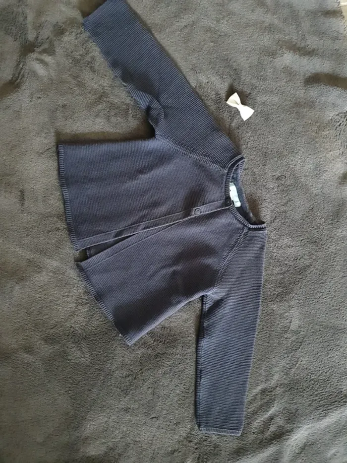 Gilet bleu marine Taille 18 mois