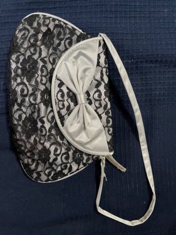 Petit sac à main dentelle