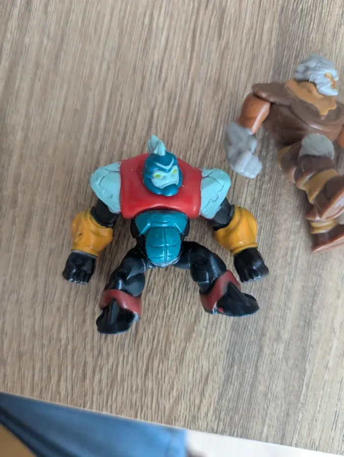 Lot de 4 figurines Gormiti - photo numéro 7