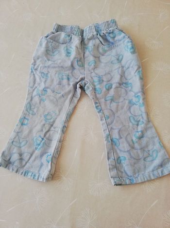 Pantalon à fleurs bleues tout simplement 2 ans