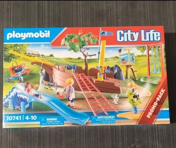 Playmobil City life 70741