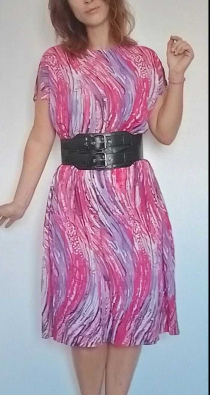 Belle robe colorée vintage TU - photo numéro 10