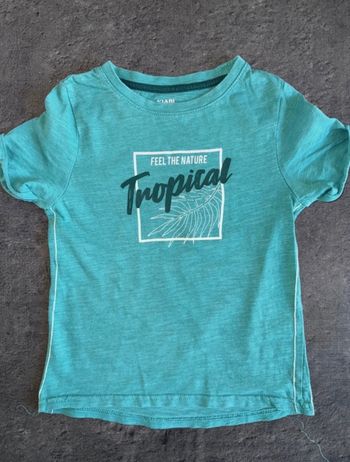 Tee shirt vert Kiabi