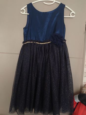 Robe de soirée avec paillettes ou autre 9-10 