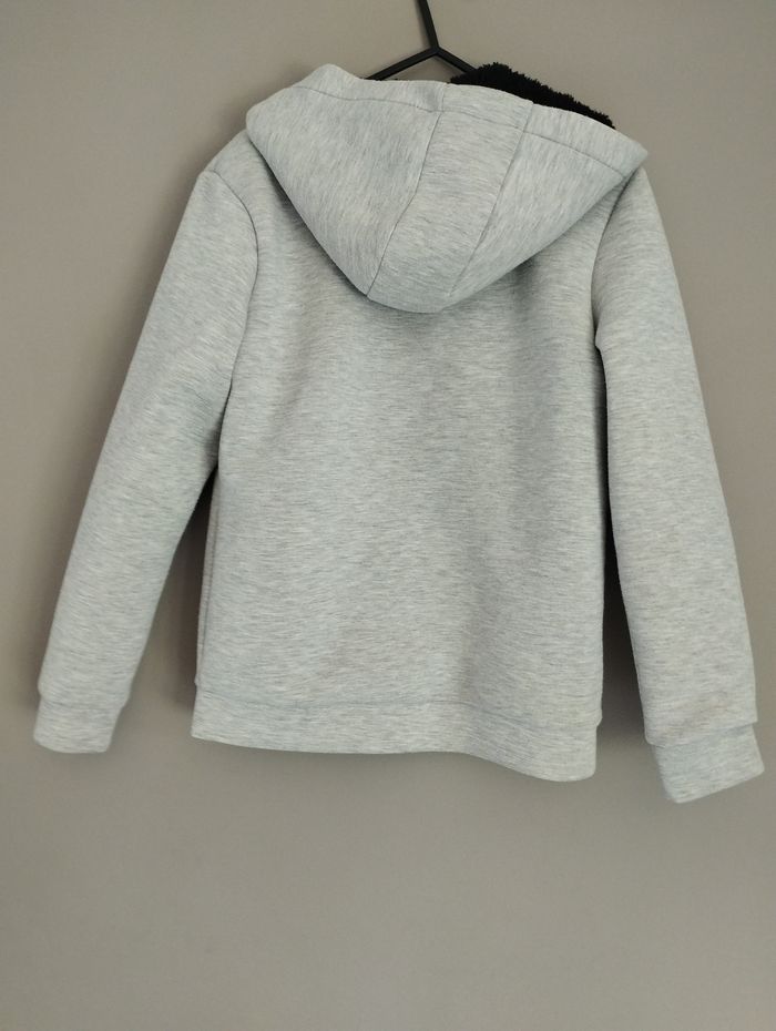 Gilet capuche - photo numéro 3