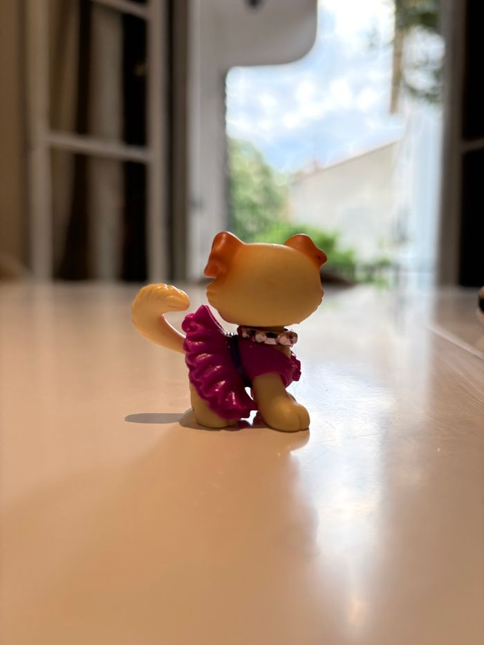 Figurine Polly Pocket chien beige n. 27 avec accessoires - photo numéro 2