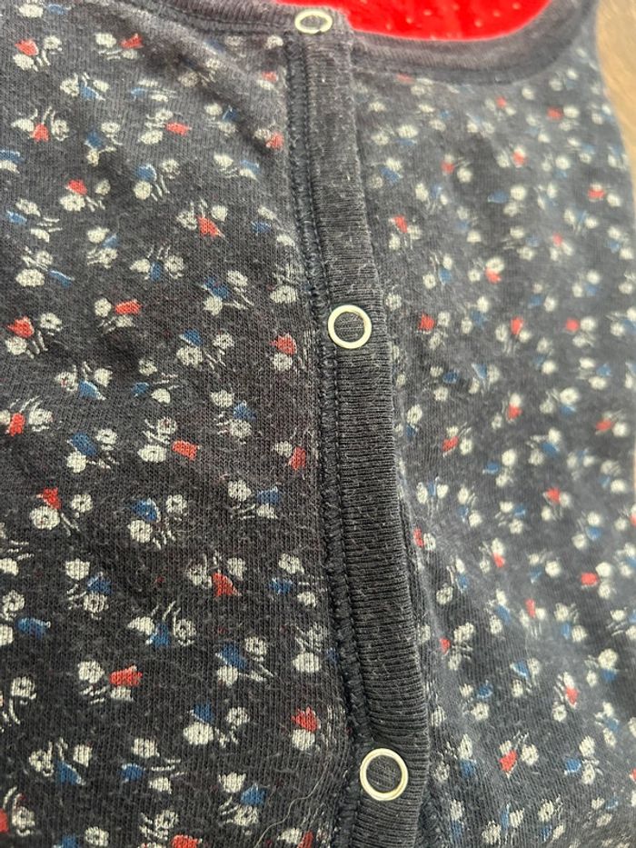Petit bateau. Gilet à fleurs léger. 12ans. - photo numéro 3