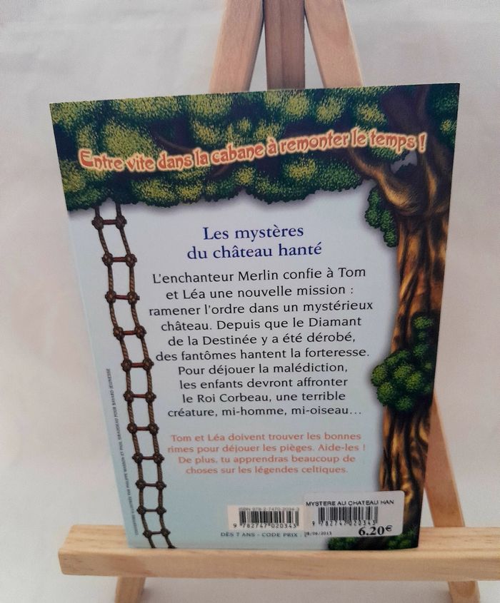 La cabane magique Tome 25 Les mystères du château hanté - photo numéro 2