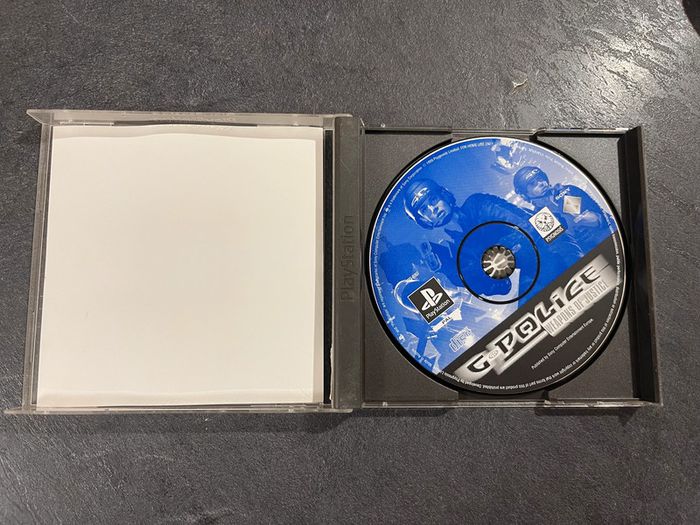 Jeux vidéos PS1 G Police Weapons of Justice - photo numéro 3